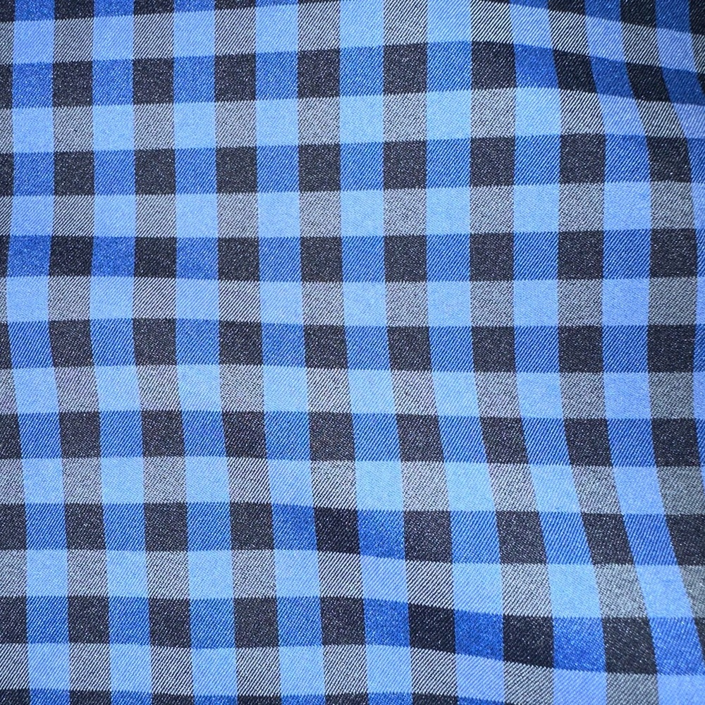 (4) Men’s Express Performance Button Up - Picture 3 of 16